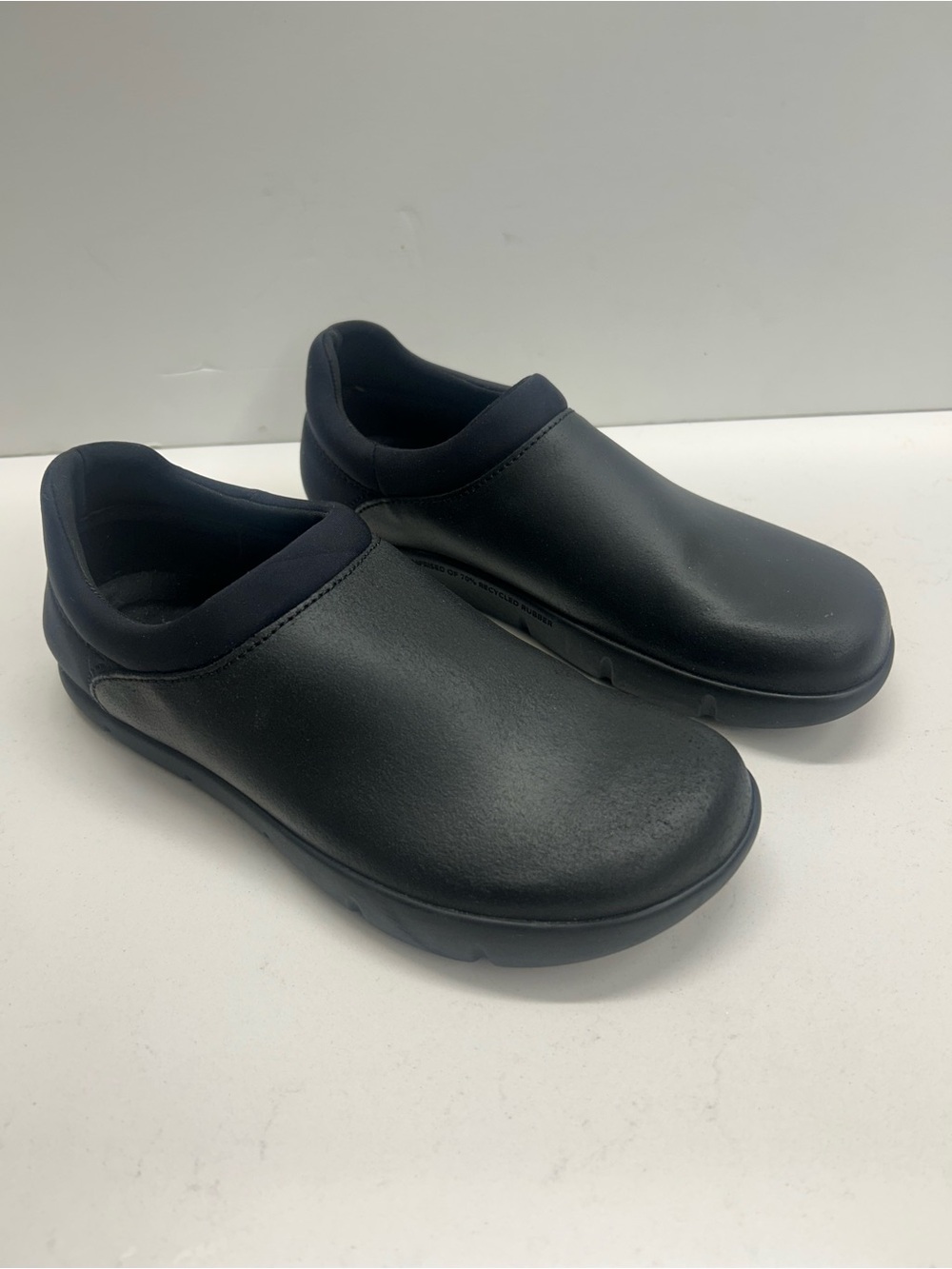 Kalso Mana Black Leather Slip-On Comfort Work Shoe - Size 8W‎